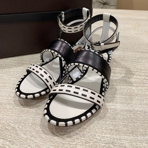 Alaia sandals